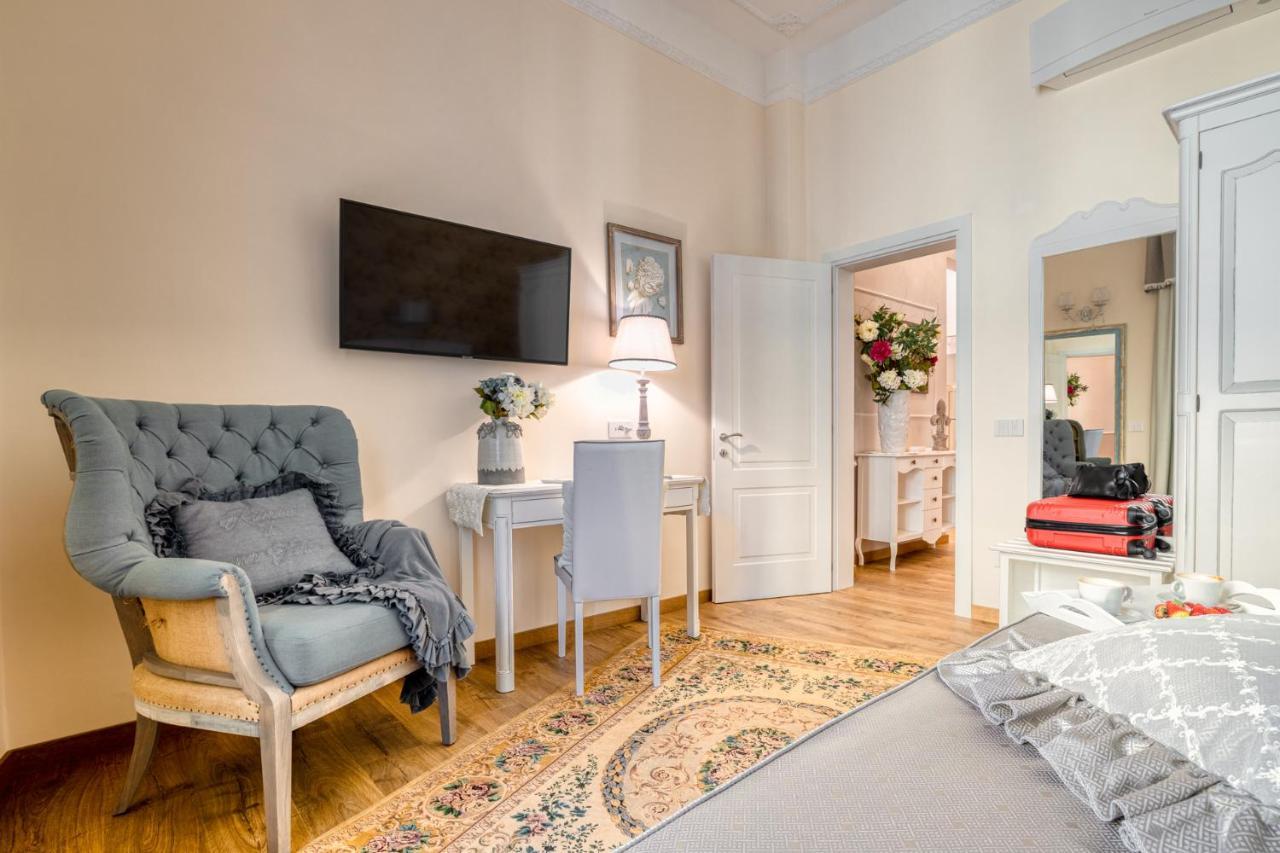 Luxury Stars In Rome - Andromeda Apartment In Colosseum Экстерьер фото