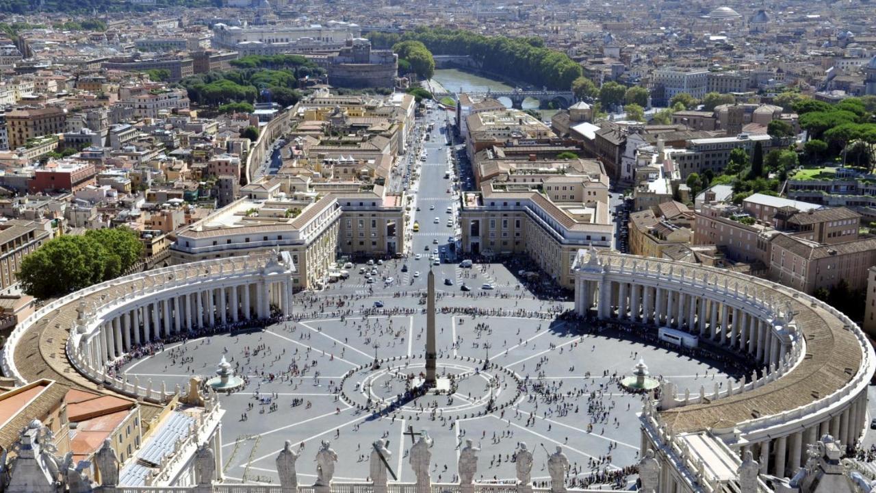 Luxury Stars In Rome - Andromeda Apartment In Colosseum Экстерьер фото
